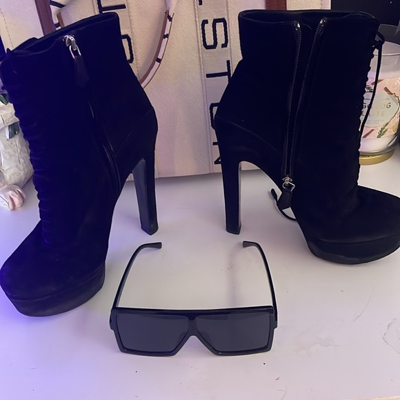 Prada black suede lace up in the front and a zipper on inside - Picture 15 of 15